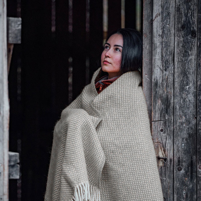 Ullpläd Knut Ljusgrå