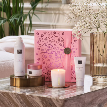 Medium Gift Set The Ritual of Sakura